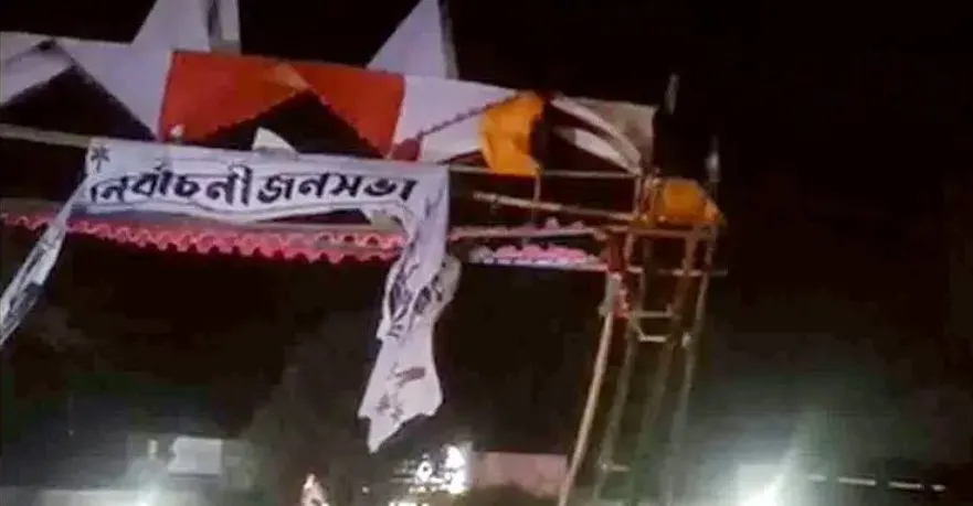 জামায়াত আমিরের আগমন উপলক্ষে নির্মিত তোরণ ভেঙে দিলো প্রশাসন